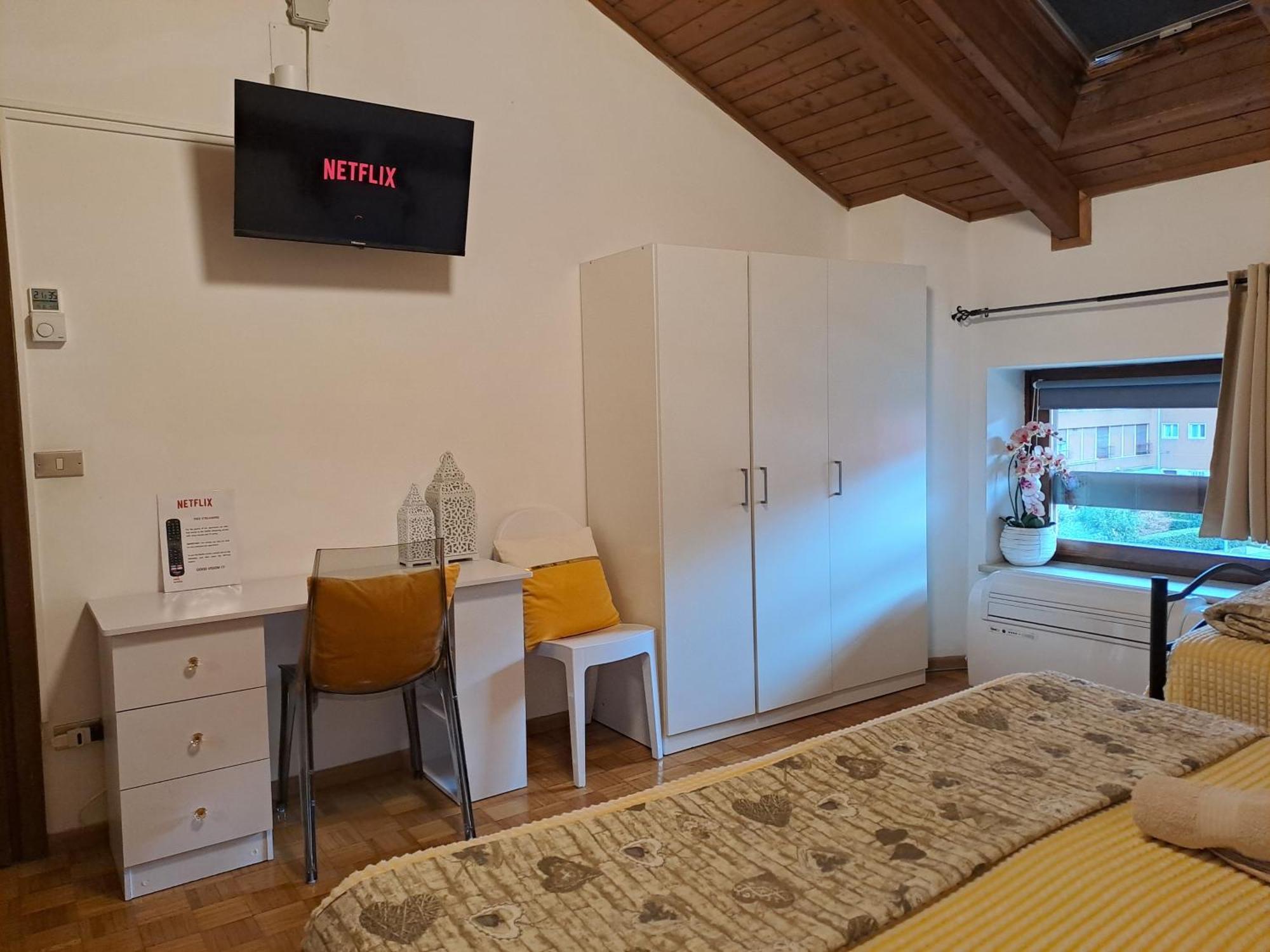 Appartamento Grande Al Ponte. Situato Vicino All'Ospedale, Al Parco E Al Centro Citta Trento Bagian luar foto